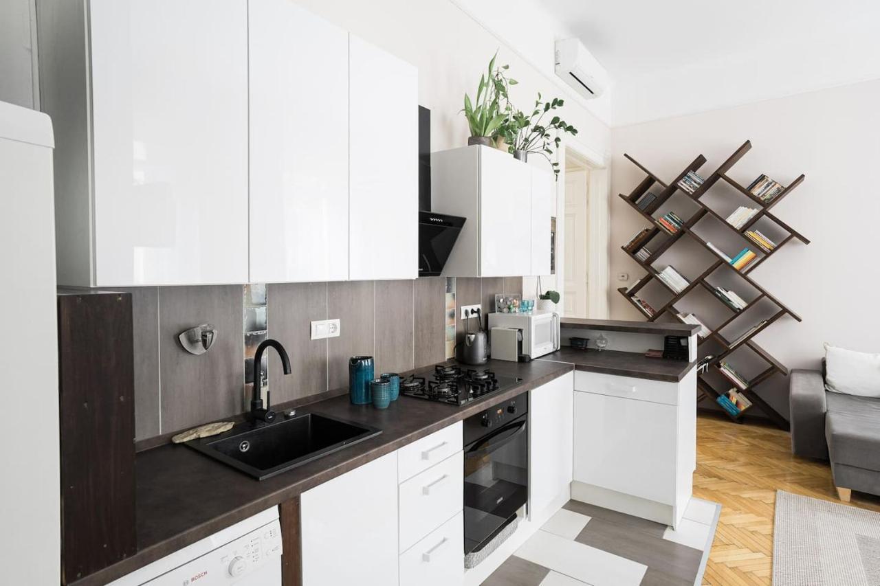 Sunrise Lounge Corvin 63M2 Ac Leilighet Budapest Eksteriør bilde