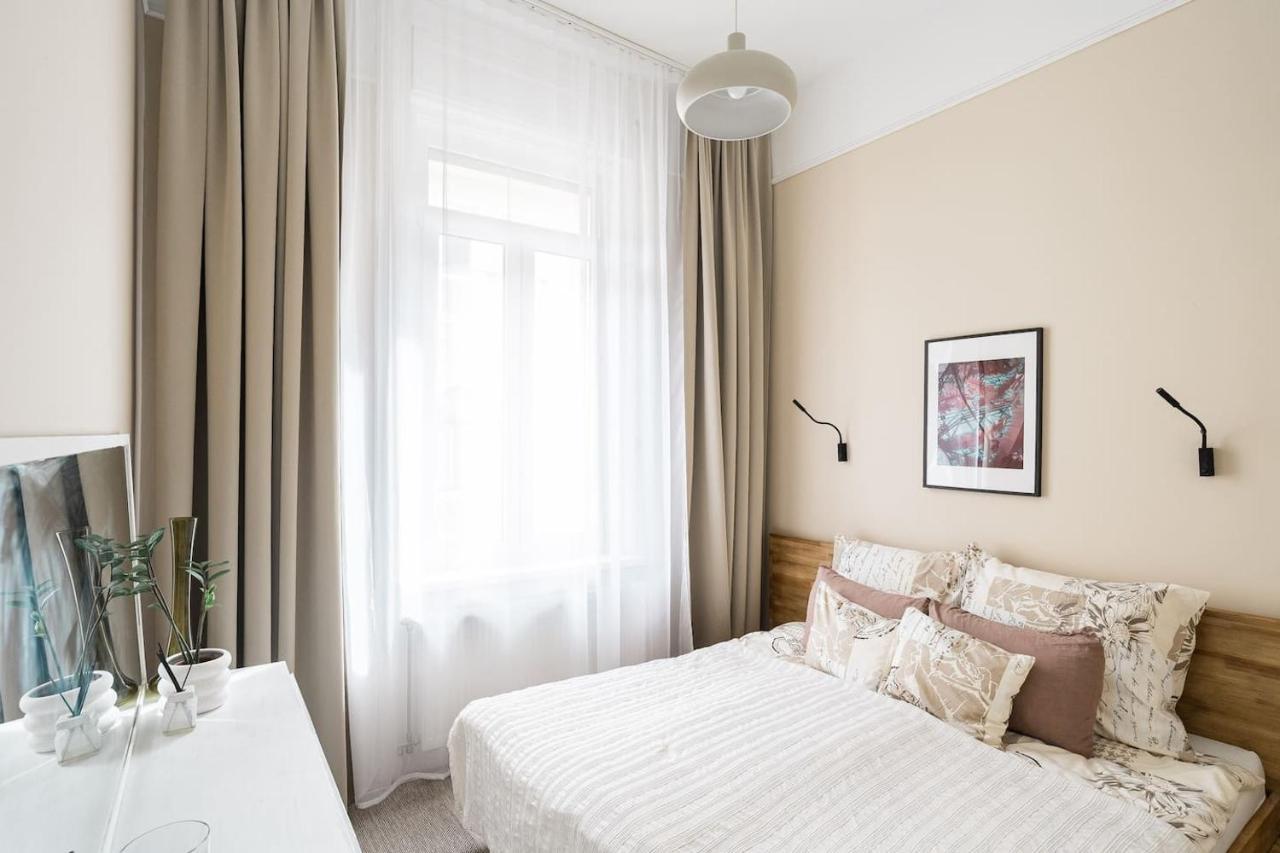 Sunrise Lounge Corvin 63M2 Ac Leilighet Budapest Eksteriør bilde