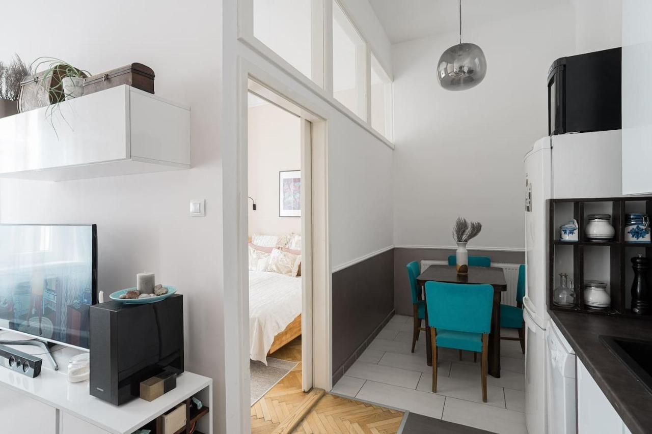 Sunrise Lounge Corvin 63M2 Ac Leilighet Budapest Eksteriør bilde